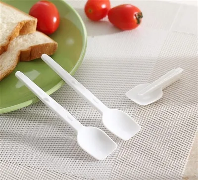 Обхватът на приложение на пластмасовите лъжици